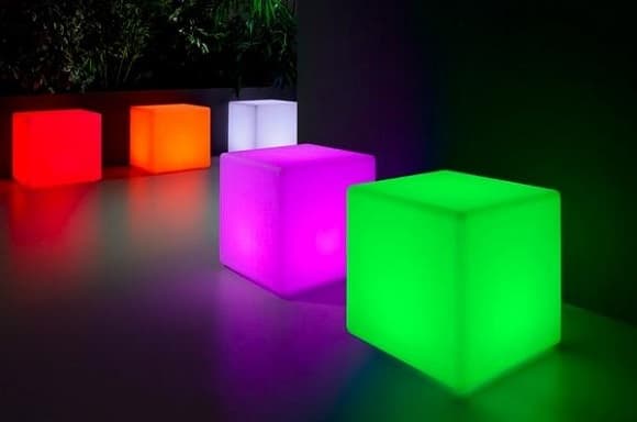 Светильник куб 40 см, разноцветный, от сети 220V
